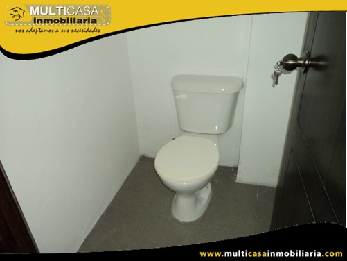Arriendo Local Comercial Sector Centro de la Ciudad Cuenca-Ecuador