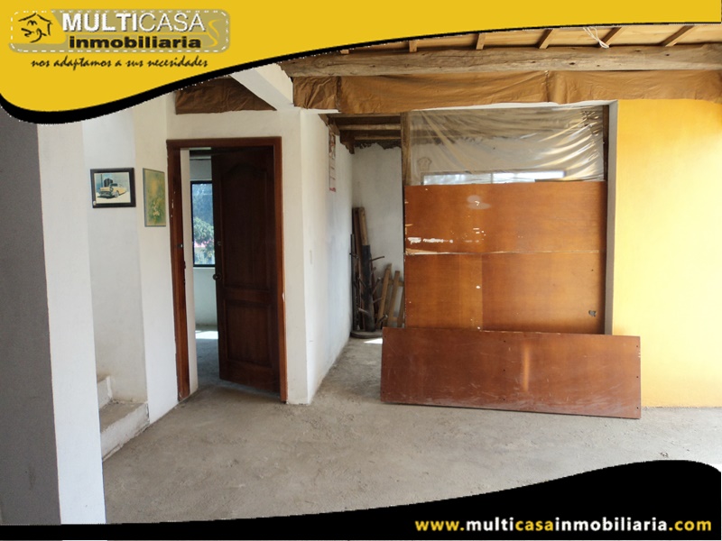 Casa Comercial por Terminar en Venta a Crédito con Local Comercial Sector Ricaurte Cuenca-Ecuador