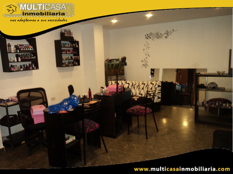 Edificio de diez departamentos en Venta a Crédito con Local Comercial Sector Monay Shopping Cuenca-Ecuador