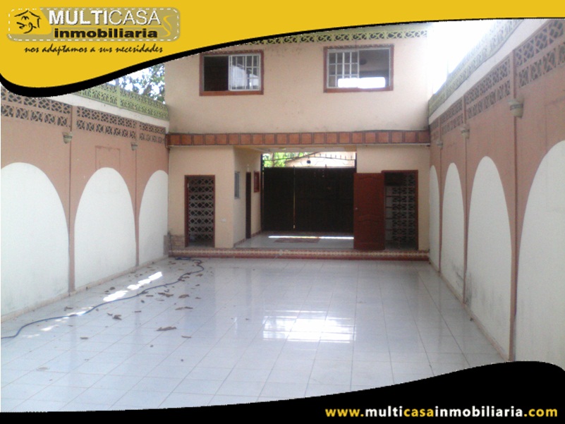 Casa Comercial en Venta a Crédito con Local Comercial y local para eventos Sector Puerto Inca-Guayaquil Ecuador