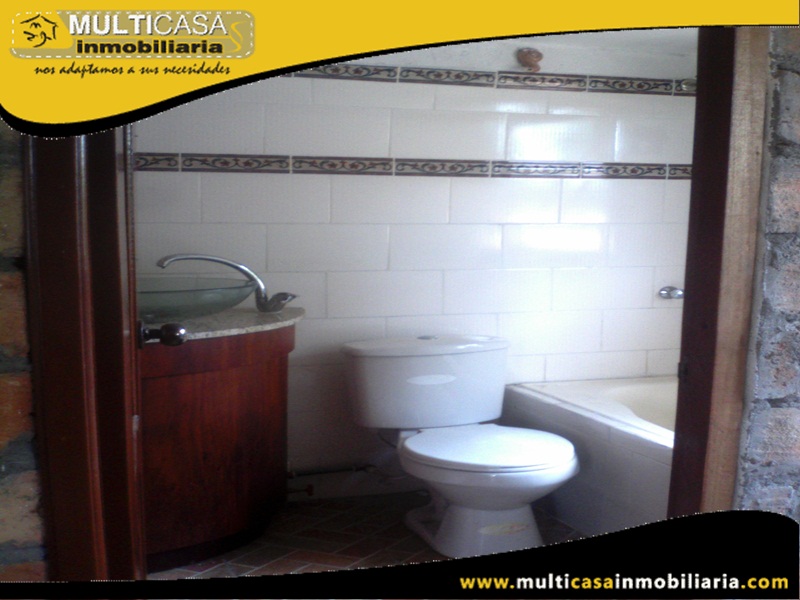Casa Comercial en Venta a Crédito con Local Comercial y local para eventos Sector Puerto Inca-Guayaquil Ecuador