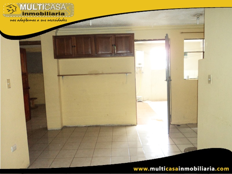Edificio de Siete Departamentos con Local Comercial en venta a Crédito Sector Av. de las Américas Cuenca-Ecuador