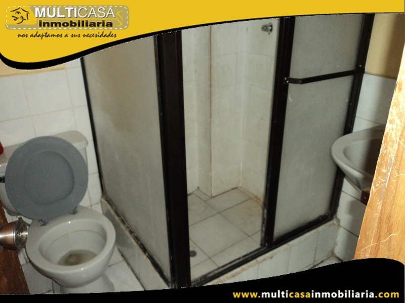 Edificio de Siete Departamentos con Local Comercial en venta a Crédito Sector Av. de las Américas Cuenca-Ecuador
