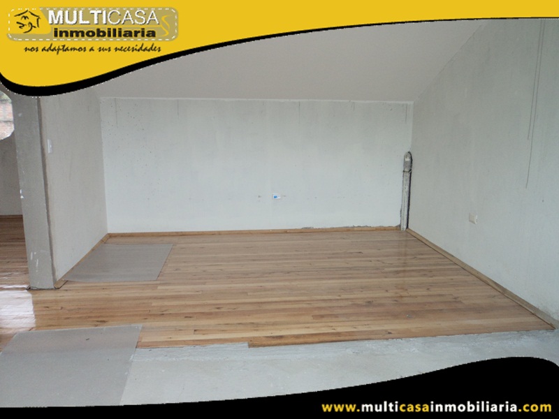 Casa en Venta con Local Comercial por terminar Sector Ordoñez Lasso