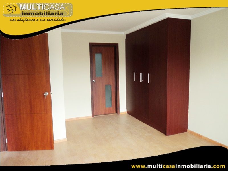 Casa en Venta a Crédito en Condominio Privado Sector Ordoñez Lasso Cuenca-Ecuador