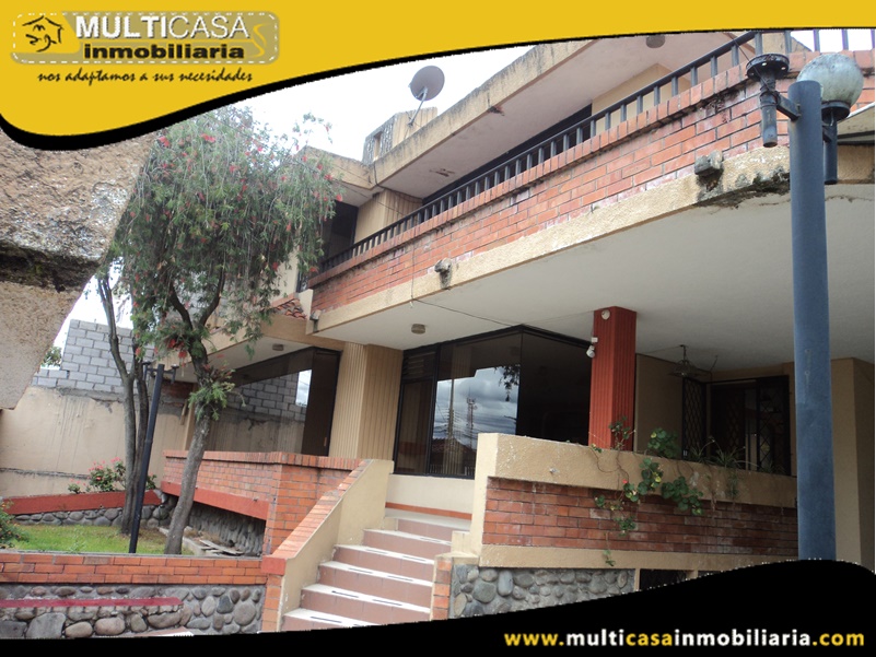 Arriendo Casa Amplia Sector Bella Vista Cuenca-Ecuador