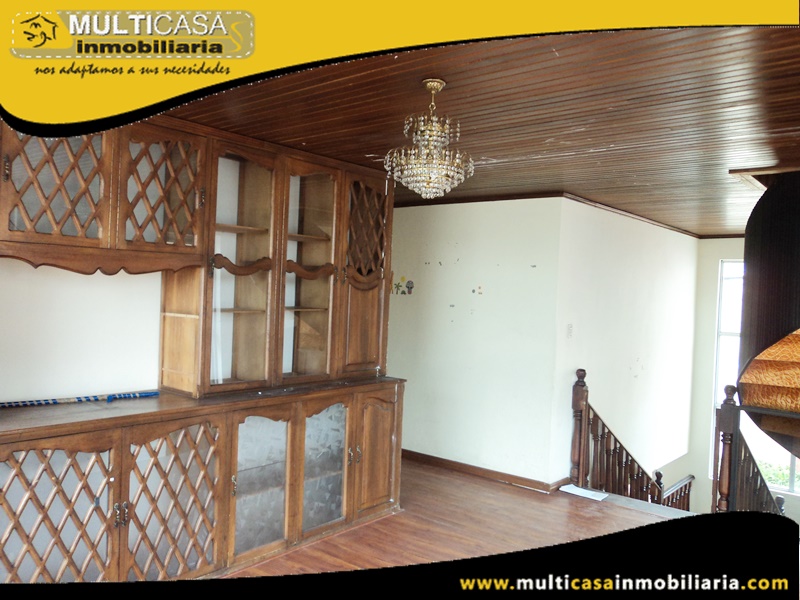 Arriendo Casa Amplia Sector Bella Vista Cuenca-Ecuador