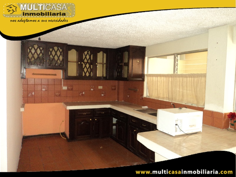 Arriendo Casa Amplia Sector Bella Vista Cuenca-Ecuador