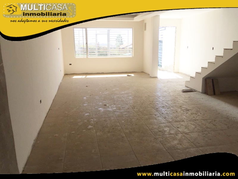 Casa en venta a Crédito Sector Camino Viejo a Baños Cuenca-Ecuador