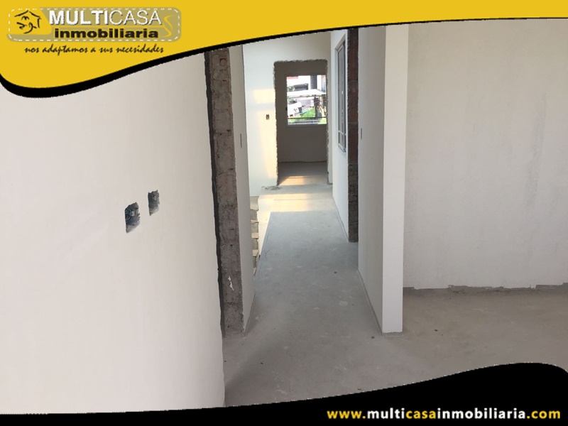Casa en venta a Crédito Sector Camino Viejo a Baños Cuenca-Ecuador