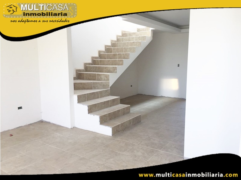 Casa en venta a Crédito Sector Camino Viejo a Baños Cuenca-Ecuador