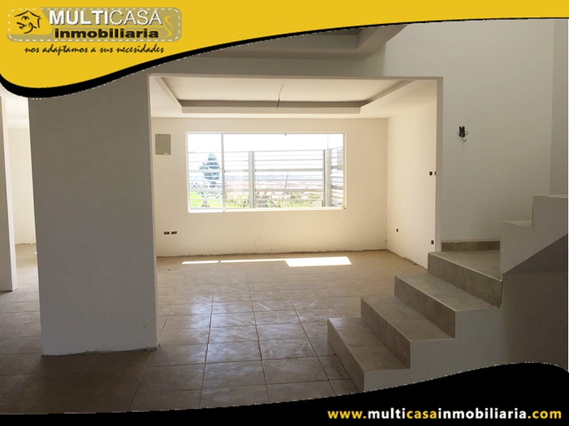 Casa en venta a Crédito Sector Camino Viejo a Baños Cuenca-Ecuador