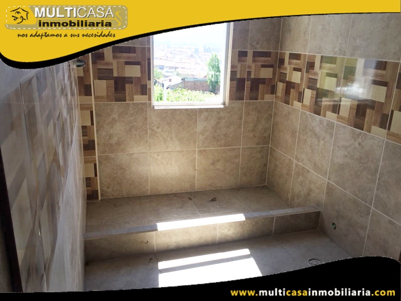 Casa en venta a Crédito Sector Camino Viejo a Baños Cuenca-Ecuador