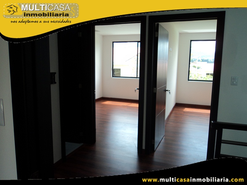 Casa en Venta a Crédito Sector El Tiempo Cuenca - Ecuador