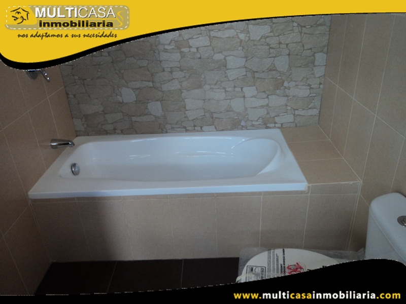 Casa en Venta a Crédito Sector El Tiempo Cuenca - Ecuador
