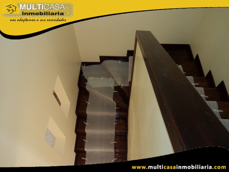 Casa en Venta a Crédito Sector El Tiempo Cuenca - Ecuador