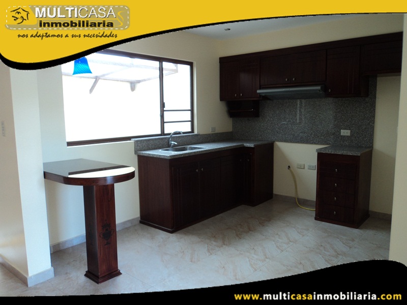 Casa en Venta a Crédito Sector El Tiempo Cuenca - Ecuador