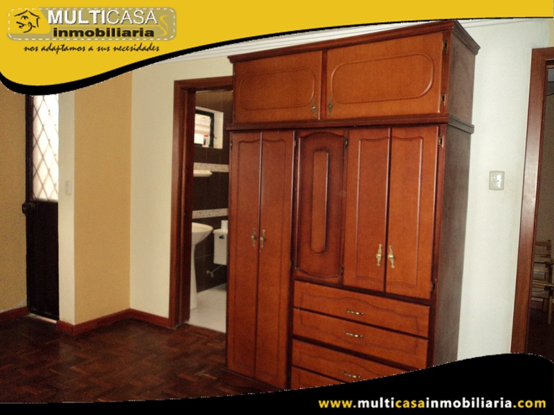 Casa en venta a Crédito Sector Colegio Borja Cuenca-Ecuador