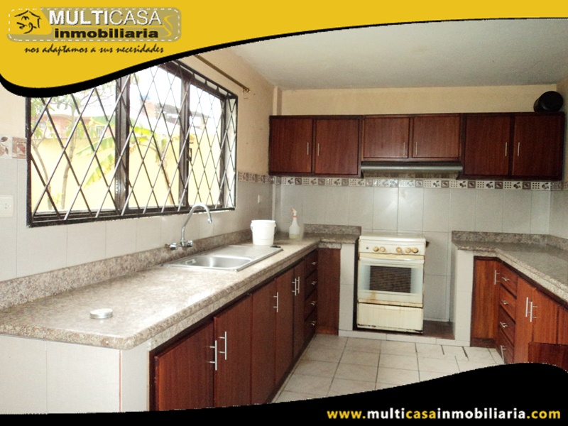 Casa en venta a Crédito Sector Colegio Borja Cuenca-Ecuador