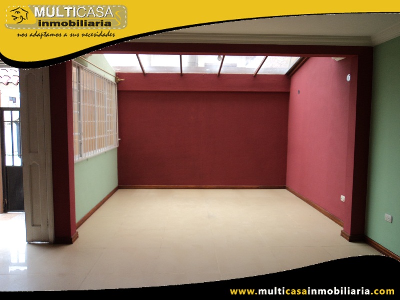 Casa de Dos Departamentos en Venta a Crédito Sector Cdla Católica