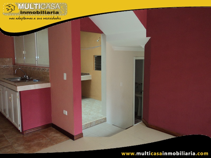 Casa de Dos Departamentos en Venta a Crédito Sector Cdla Católica