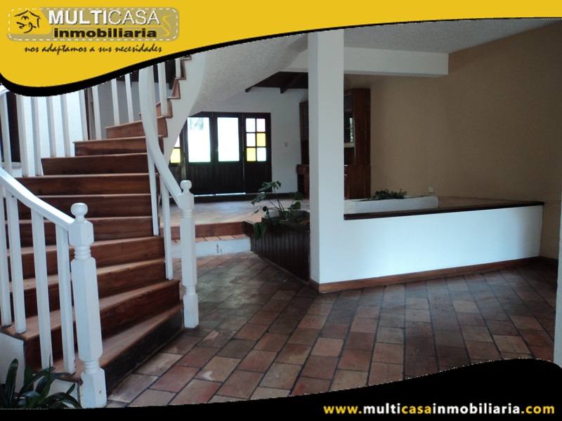 Casa de Arriendo Sector Av. 12 de Octubre. Cuenca-Ecuador