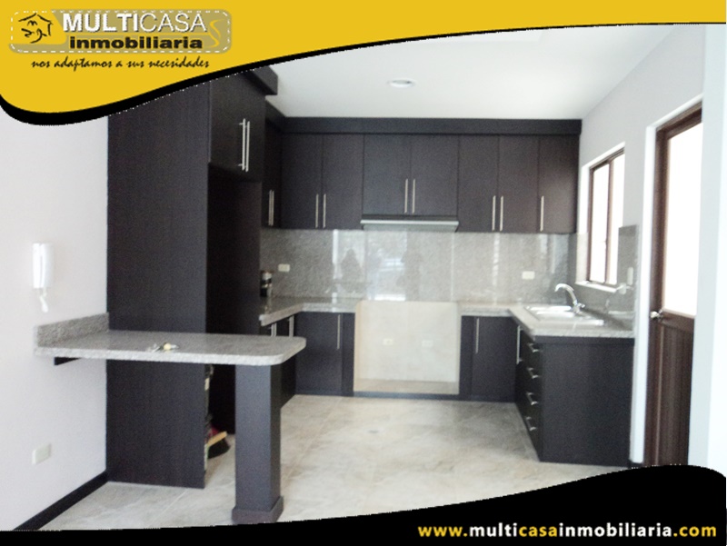 Casa en venta a Crédito Sector El Cebollar Cuenca-Ecuador