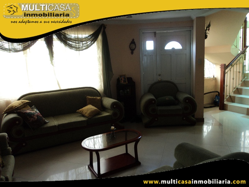 Casa en Venta a Crédito Sector Tarqui Cuenca-Ecuador
