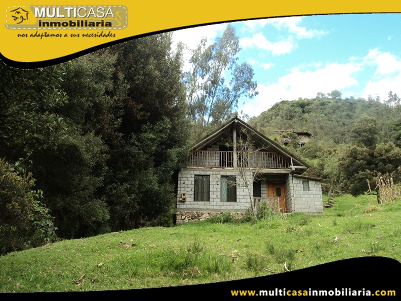 Casa con Terreno en Venta a Crédito Sector Santa Ana- El Valle Cuenca-Ecuador