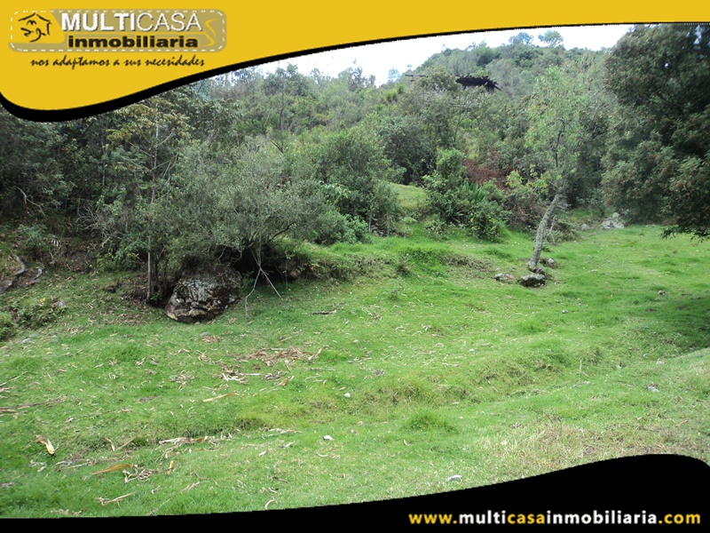 Casa con Terreno en Venta a Crédito Sector Santa Ana- El Valle Cuenca-Ecuador