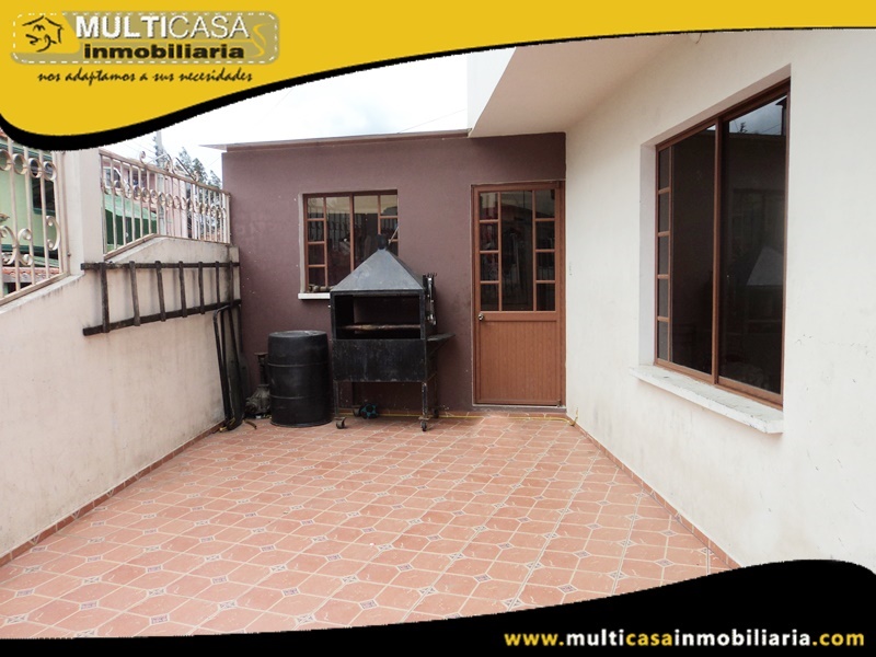 Casa en Venta a Crédito Sector Las Orquídeas Cuenca-Ecuador