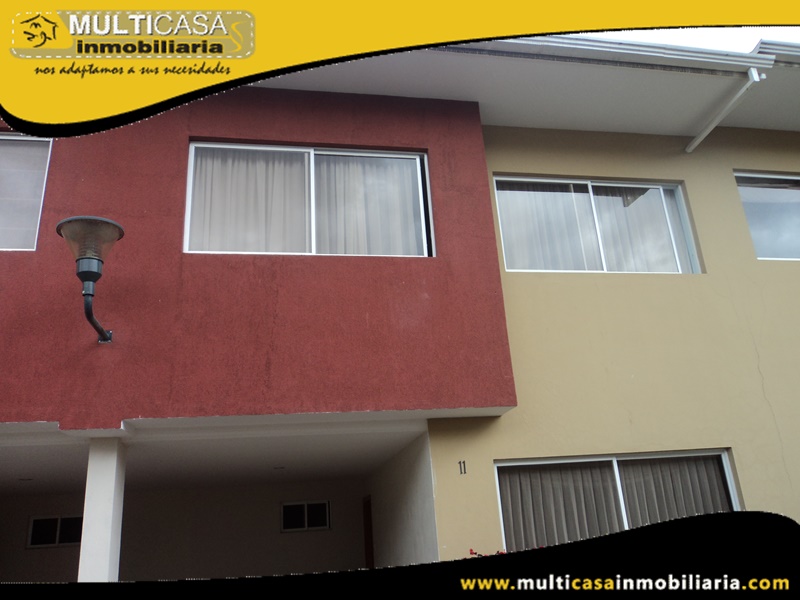 Casa en Venta a Crédito en Condominio Privado Sector Av. Loja Cuenca Ecuador