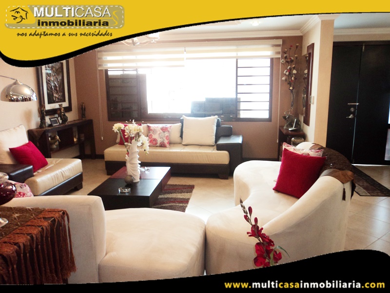 Casa Comercial en Venta a Crédito Sector el Cebollar Cuenca-Ecuador
