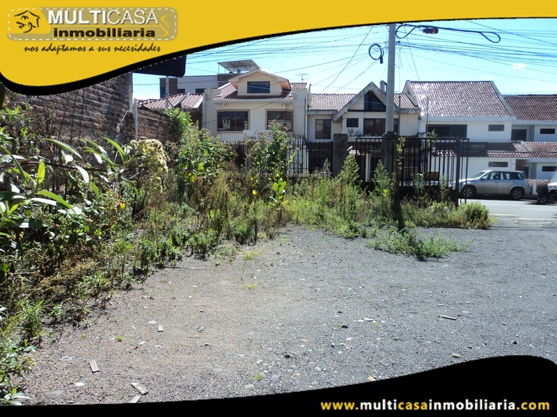 Terreno Comercial en Venta a Crédito Sector Remigio Crespo Cuenca-Ecuador