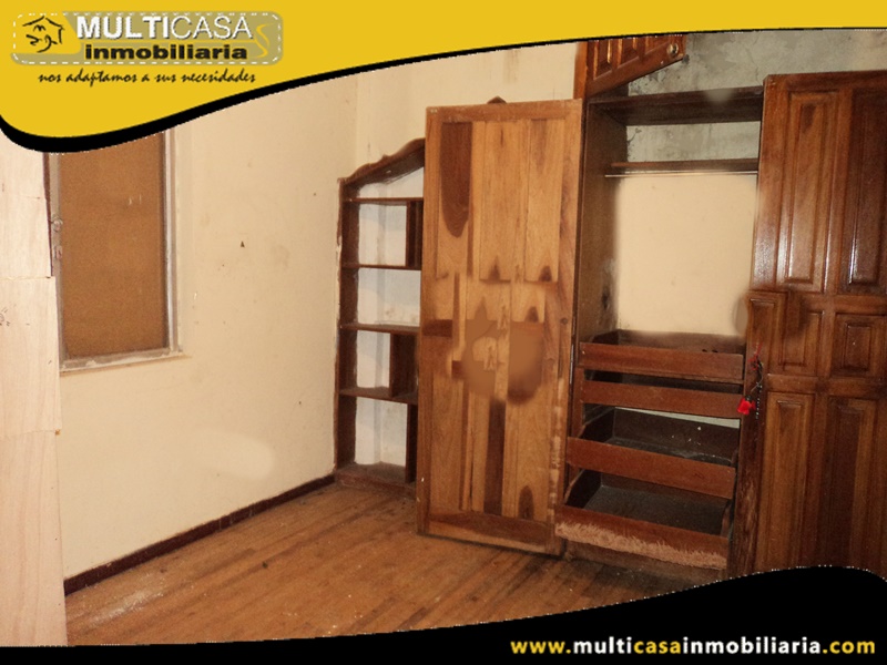 Terreno Comercial en Venta a Crédito Sector Remigio Crespo Cuenca-Ecuador