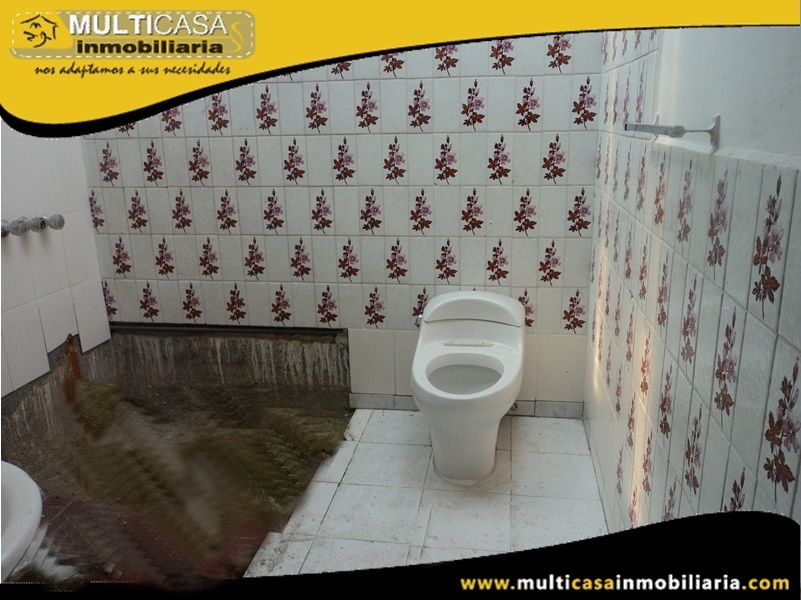 Terreno Comercial en Venta a Crédito Sector Remigio Crespo Cuenca-Ecuador