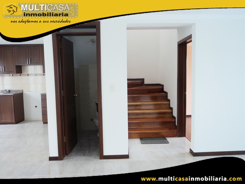 Casa en Venta a Crédito con Cuatro Dormitorios Sector Racar Cuenca -Ecuador