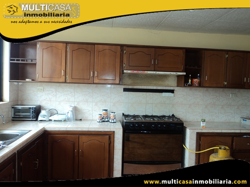 Casa de Oportunidad en Venta de Dos Departamentos Sector Totoracocha Cuenca - Ecuador