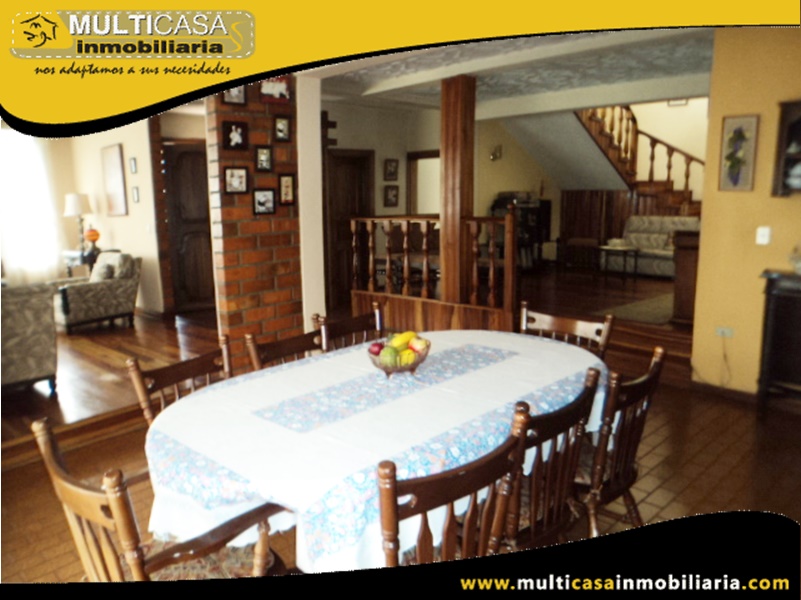 Casa en Venta a Crédito Sector Av. 10 de Agosto Cuenca-Ecuador