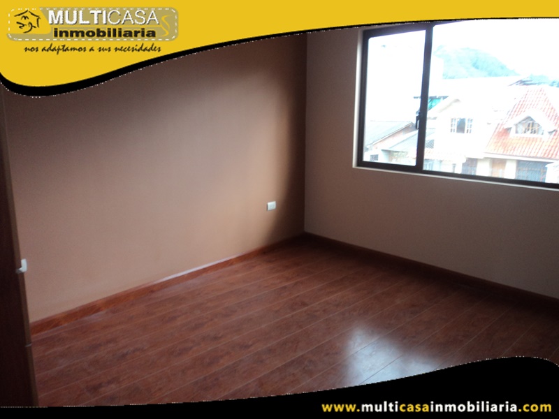 Casa en Venta a Crédito Sector Av. 12 de Octubre Cuenca-Ecuador