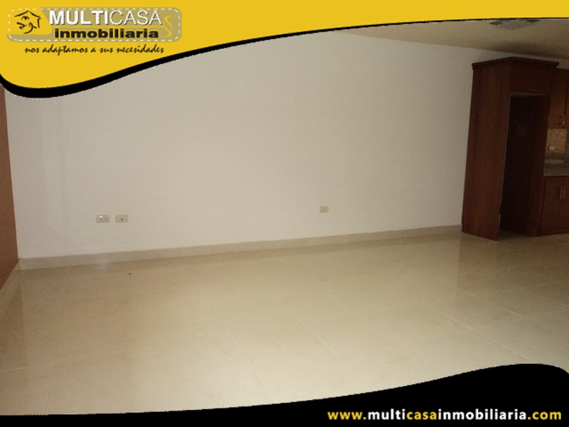Casa en Venta a Crédito Sector Av. 12 de Octubre Cuenca-Ecuador