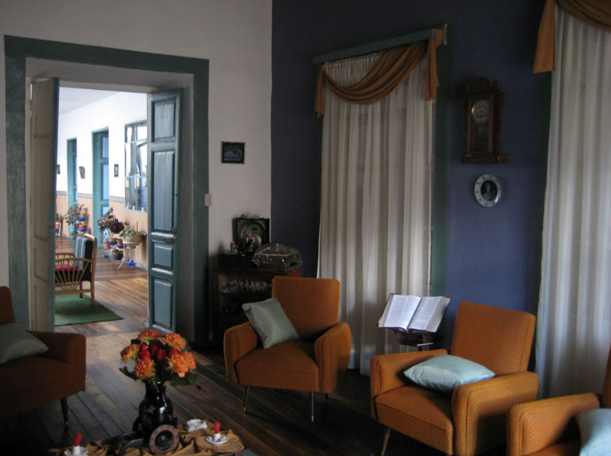 Casa Comercial (posibilidad Hostal) Centro de Cuenca