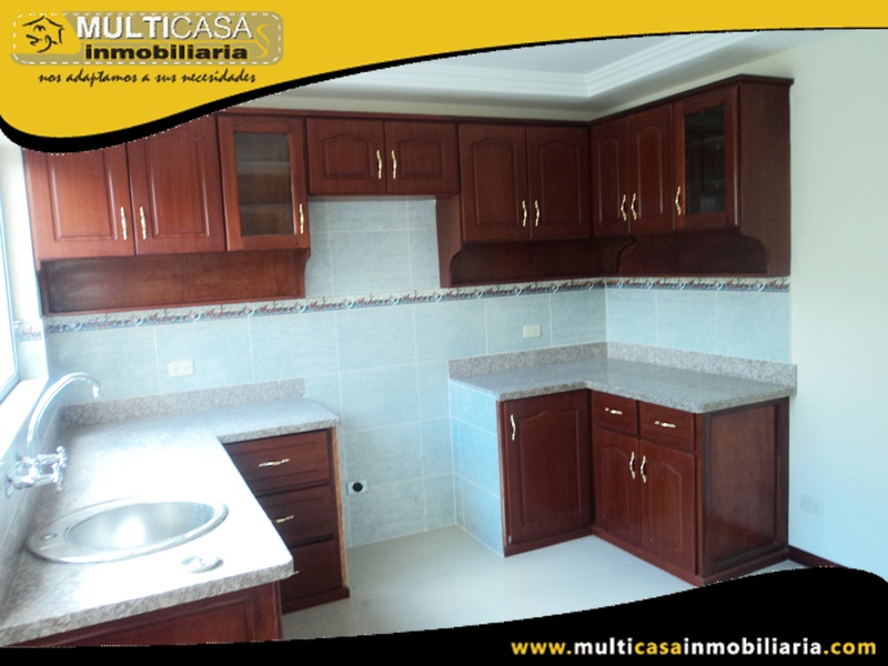 Casa en Venta a Crédito Sector Racar Cuenca -Ecuador