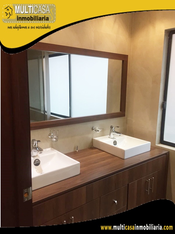 Casa en Venta a Crédito Sector Complejo CICA Cuenca-Ecuador
