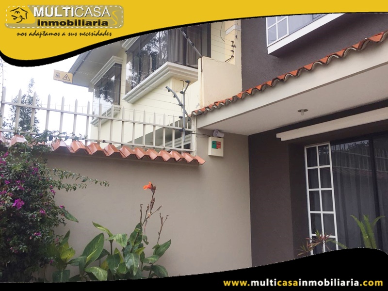 Casa en Venta a Crédito Sector Complejo CICA Cuenca-Ecuador