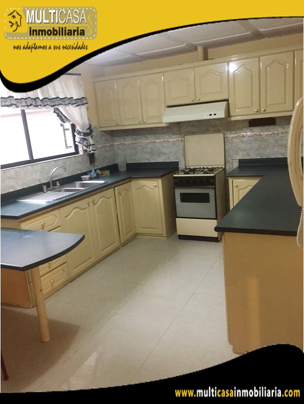 Casa en Venta a Crédito Sector Complejo CICA Cuenca-Ecuador