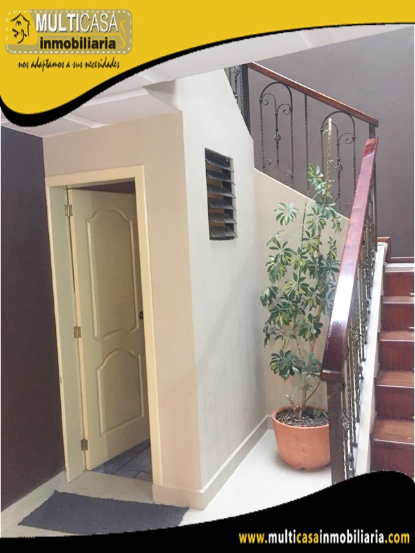 Casa en Venta a Crédito Sector Complejo CICA Cuenca-Ecuador