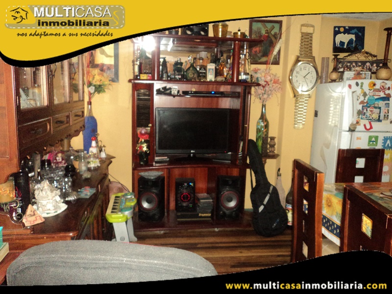 Edificio en Venta De Doce Departamentos y un local Comercial Sector Centro de la Ciudad Cuenca-Ecuador