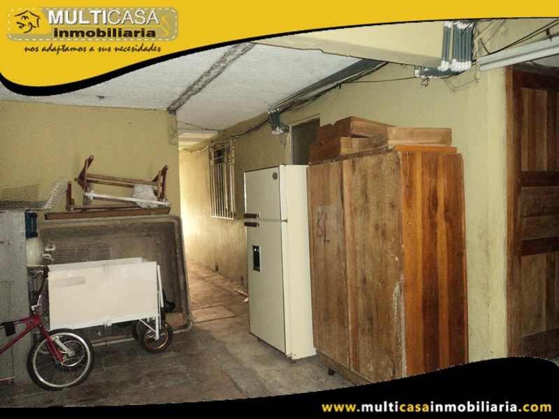 Edificio en Venta De Doce Departamentos y un local Comercial Sector Centro de la Ciudad Cuenca-Ecuador