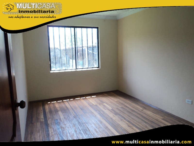 Casa Comercial en Venta a Crédito Sector Paute-Ecuador